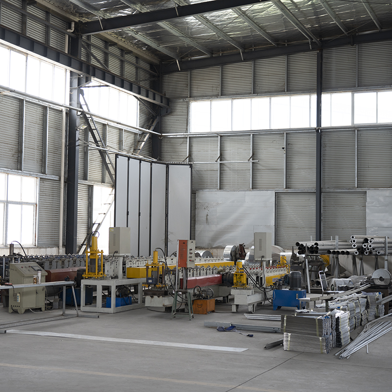 L-образная круглая угловая дверь ангара