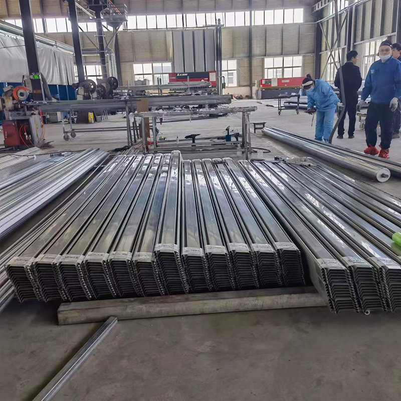 Стальная дверь